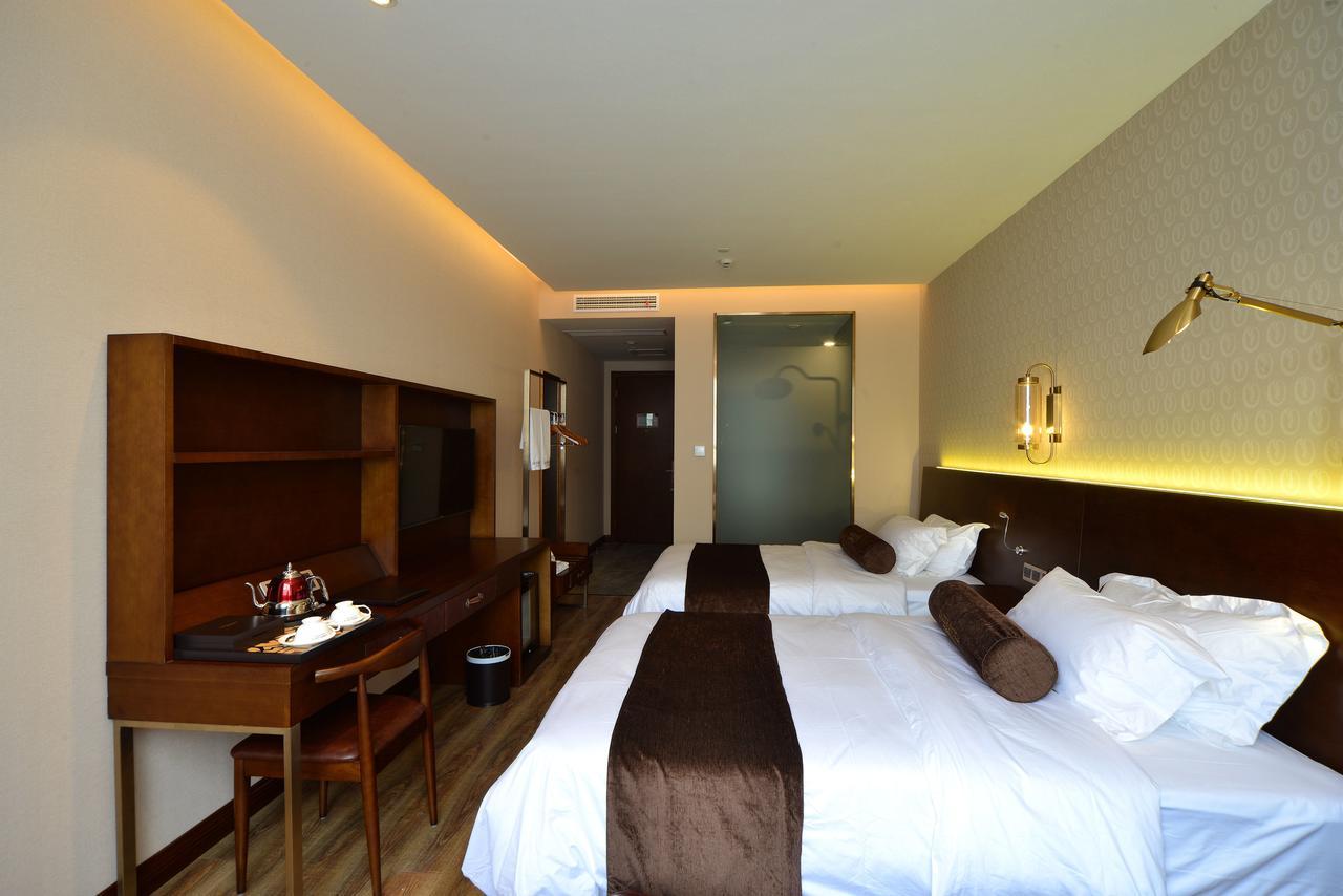 Manxin Hotel Shanghai Xujiahui Екстериор снимка