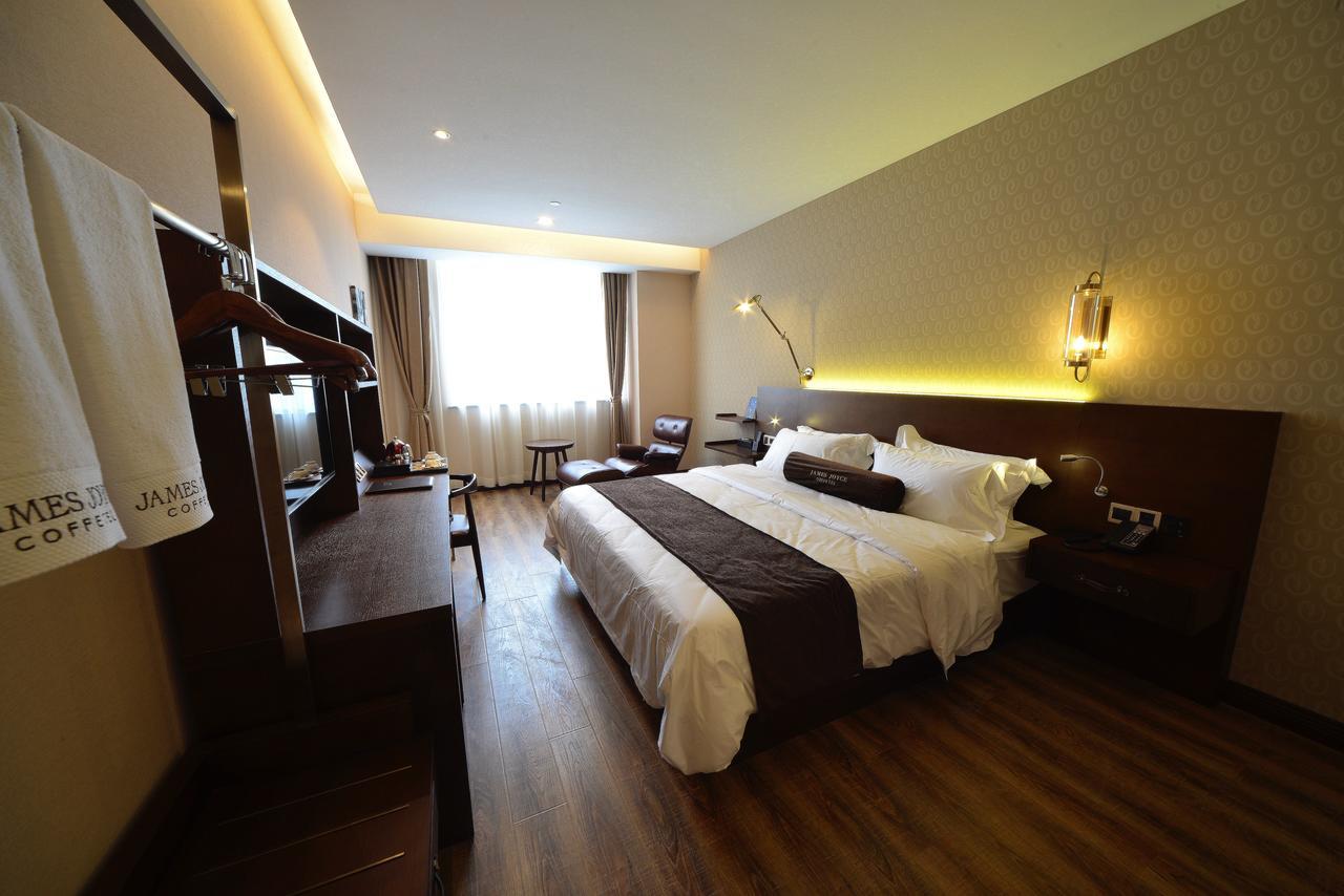 Manxin Hotel Shanghai Xujiahui Екстериор снимка